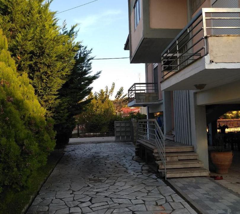 Photo of Buildings in Mavromati
