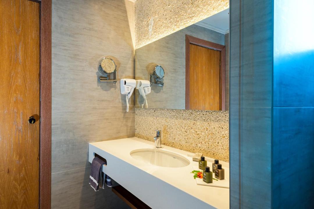 Photo of Bathroom in Pyrgos Psilonerou