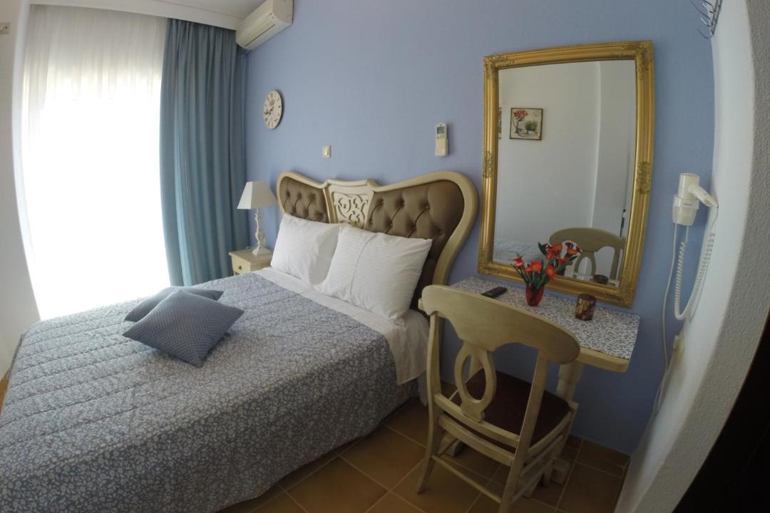 Photo of Others in Neos Marmaras