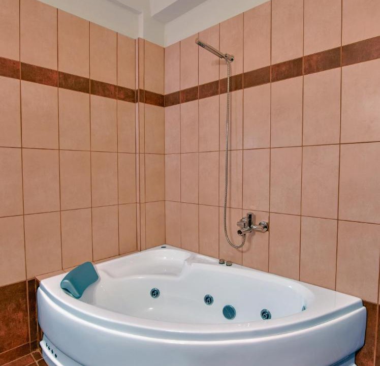 Photo of Bathroom in Alatopetra