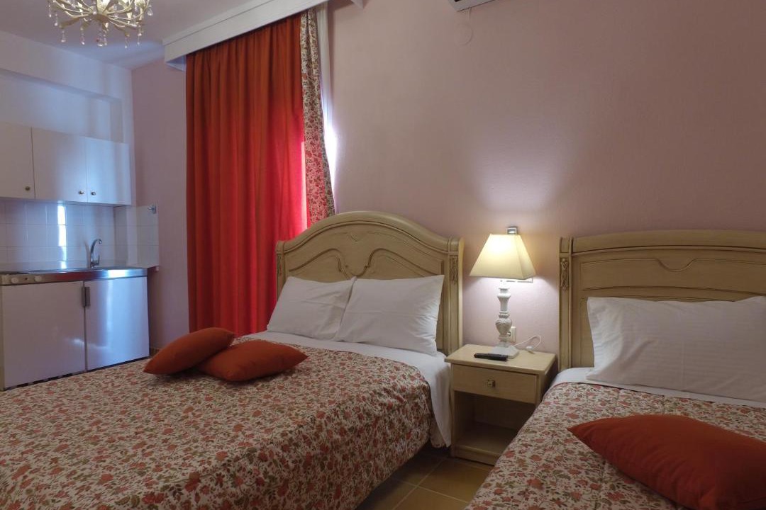 Photo of Others in Neos Marmaras