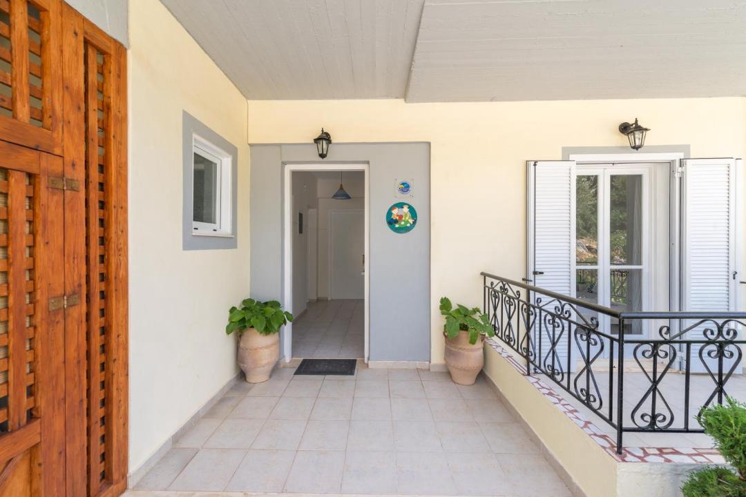Photo of Buildings in Leivathos