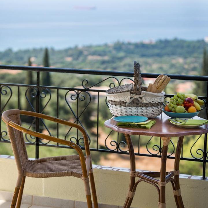 Photo of Patio Balcony in Leivathos