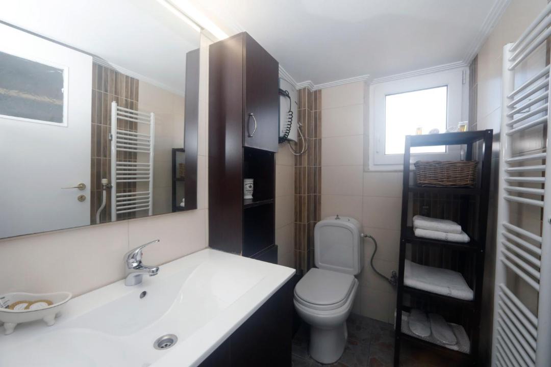 Photo of Bathroom in Kerameikos