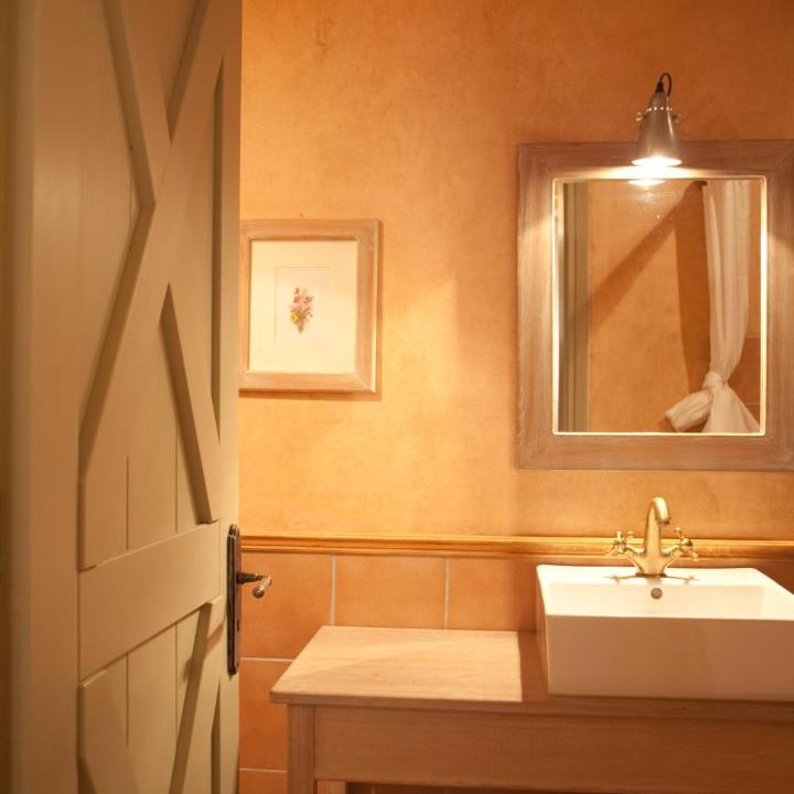 Photo of Bathroom in Papigo