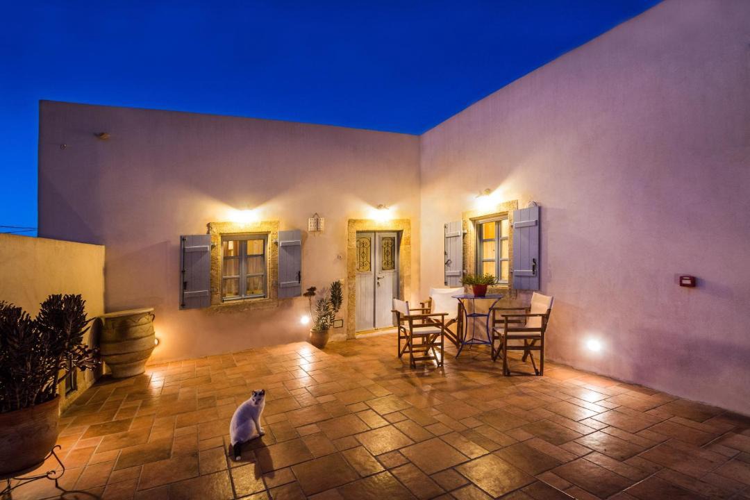 Photo of Patio Balcony in Keramoto