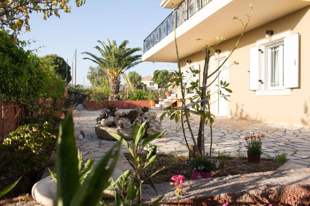 Photo of Others in Mantzavinata