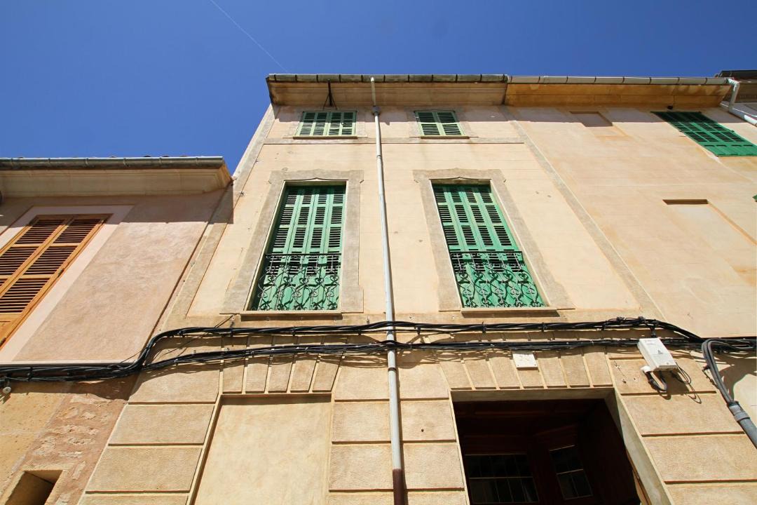 Photo of Others in Son Antem