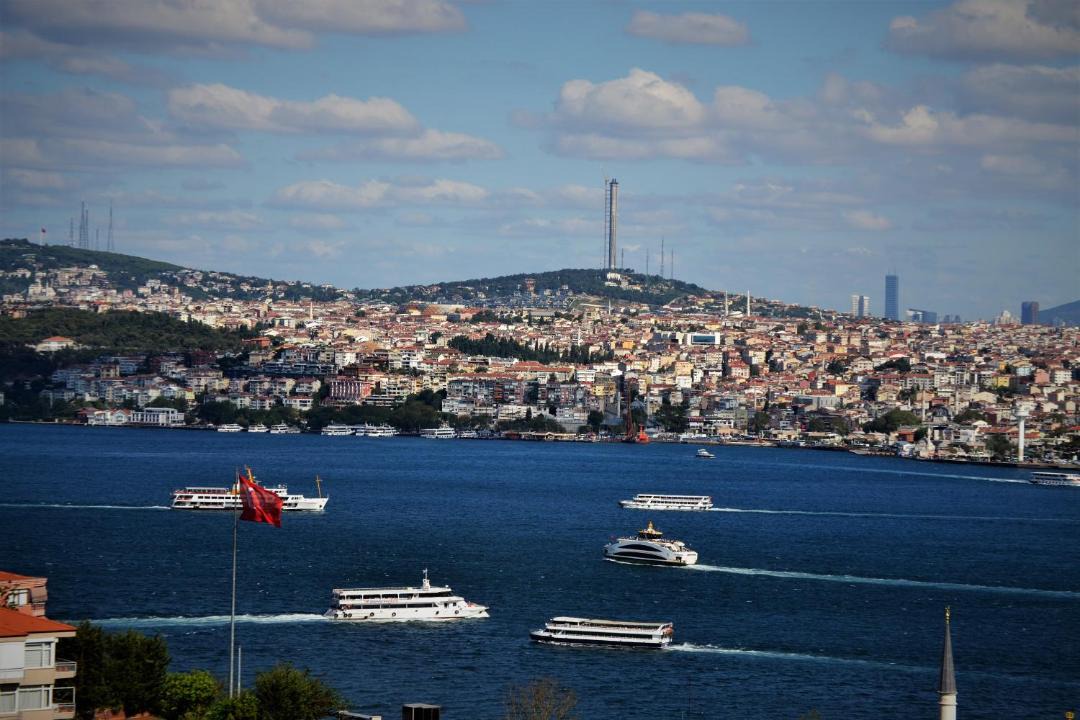Photo of Others in Cihangir