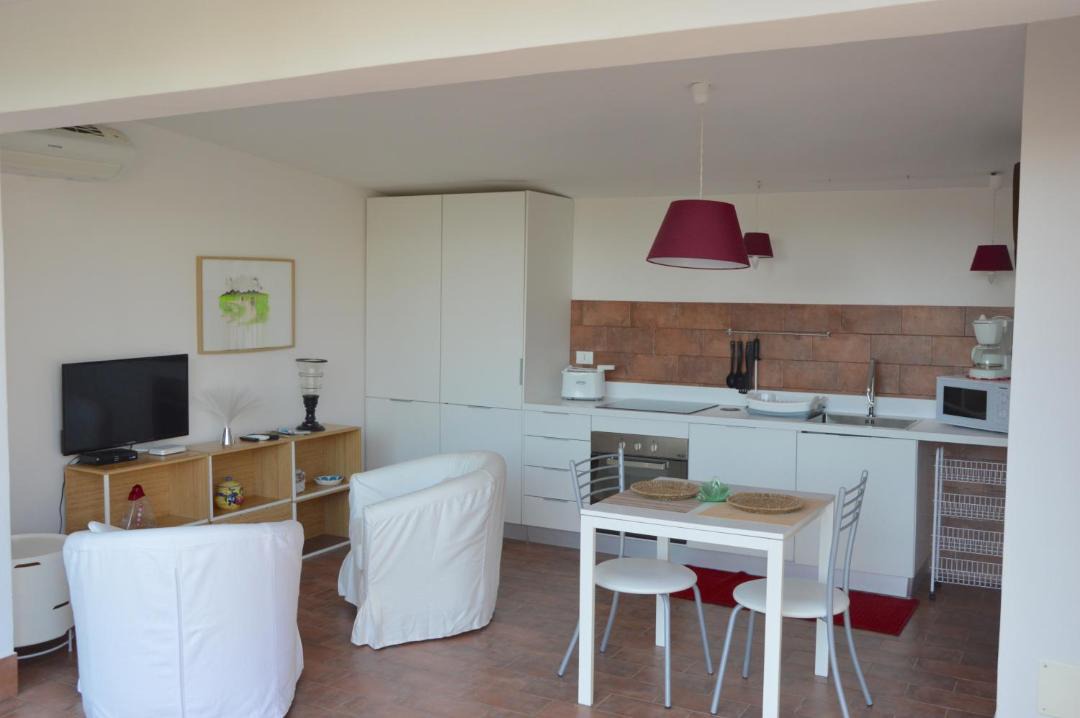 Photo of Others in Addaura