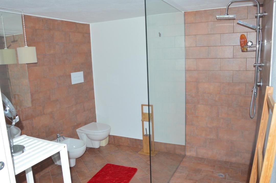 Photo of Others in Addaura