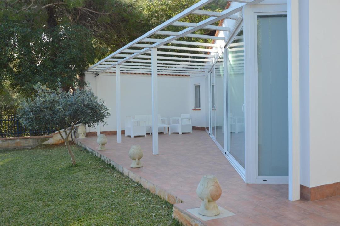 Photo of Others in Addaura