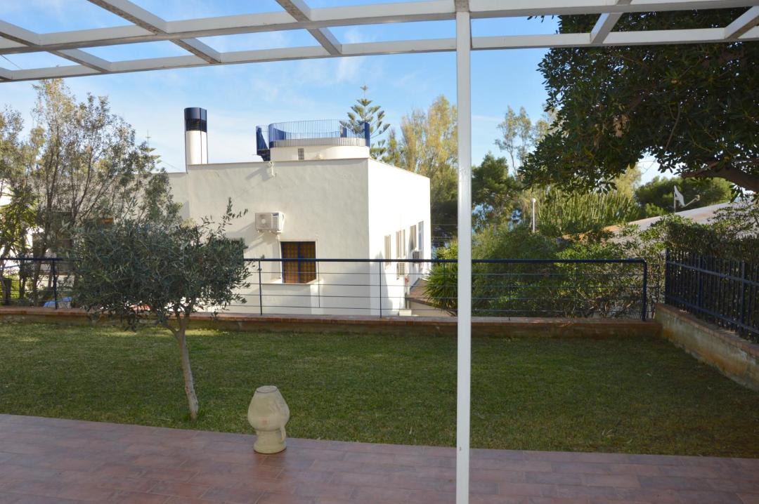 Photo of Others in Addaura