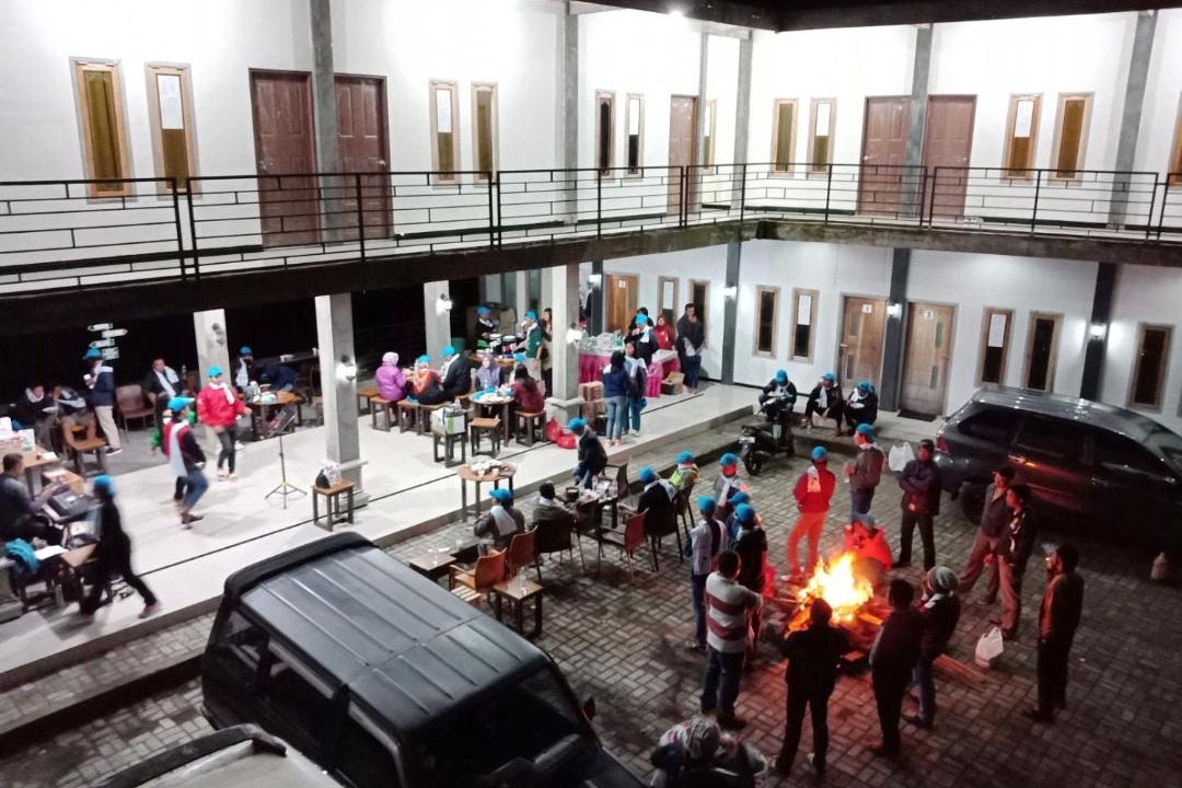 Photo of Others in Tosari