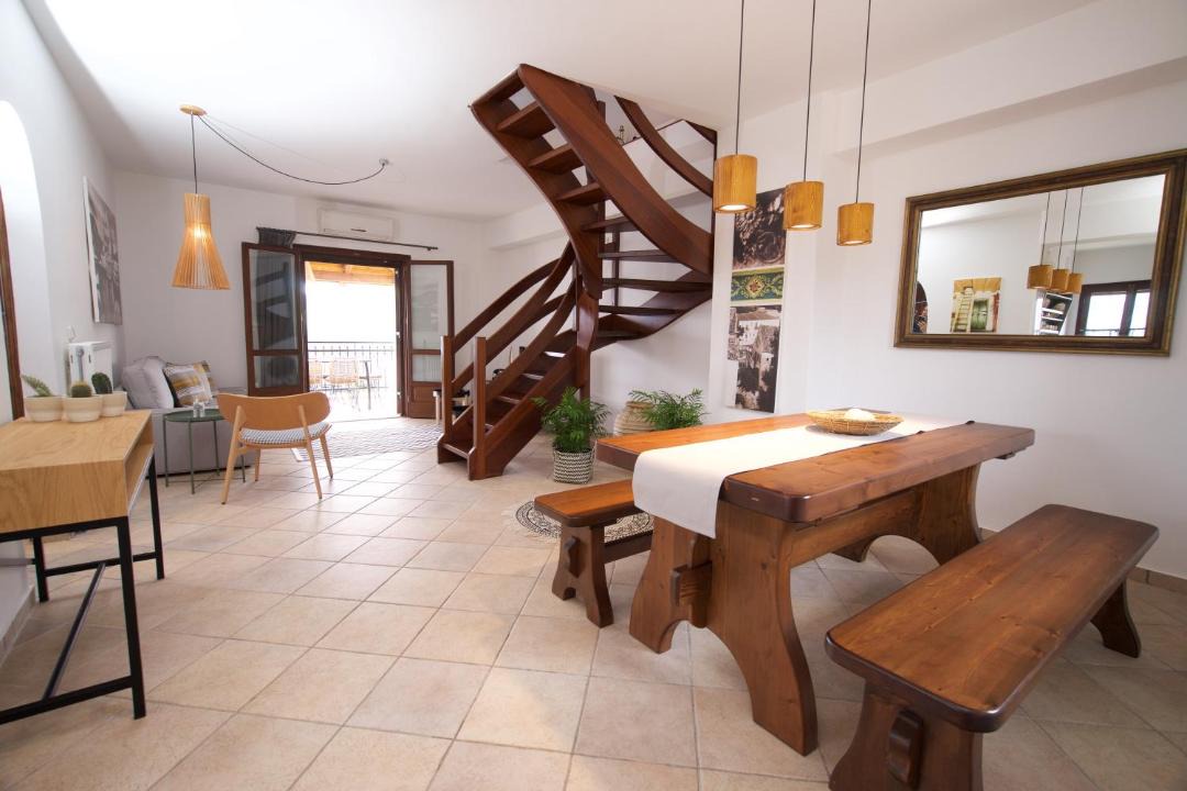 Photo of Livingroom in Tselendata