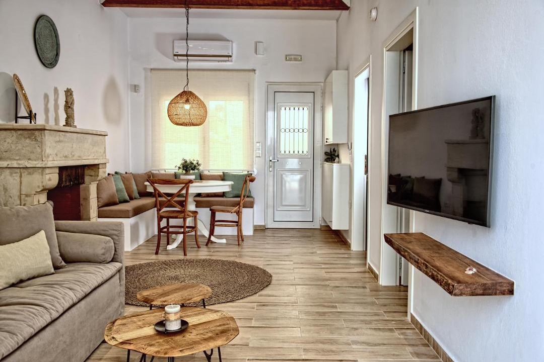 Photo of Livingroom in Kokkini Chani