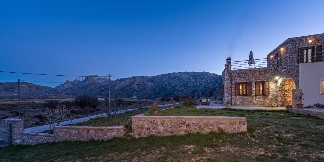 Photo of Buildings in Agía Eiríni