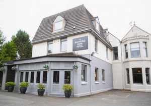 Richmond Park Hotel