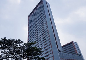 Luxurious and Comfy 2Br Paddington Heights Alam Sutera Apartment