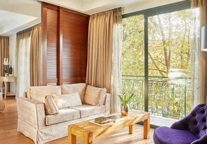 Dioni Boutique Hotel