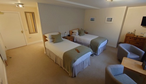 Classic Twin Room, Ensuite
