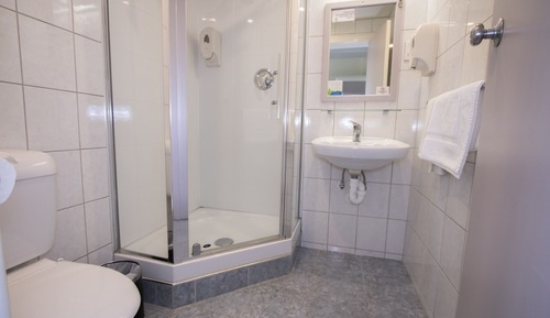 Shared Dormitory, Shared Bathroom (4 Beds)