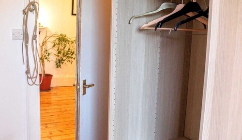 Apartment (5 Bedrooms)