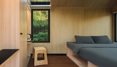Deluxe Cabin, 1 King Bed