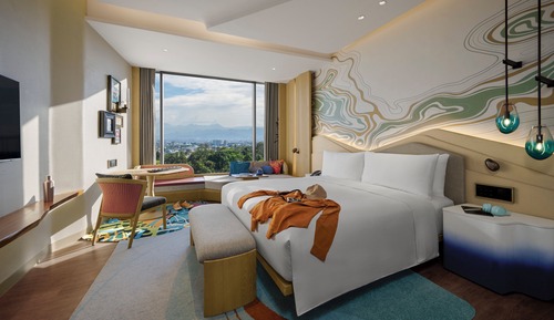 Premium Room, 1 King Bed, City View
