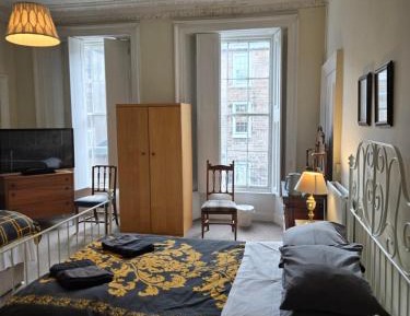 Triple Room with Private Bathroom