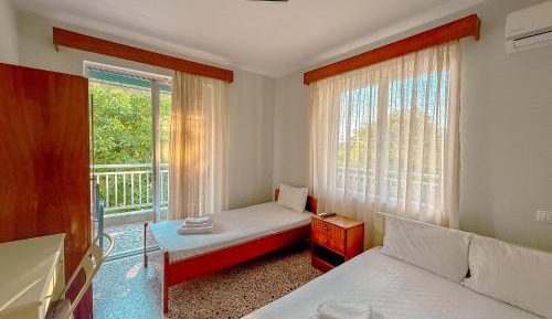 Superior One-Bedroom Apartment with Balcony