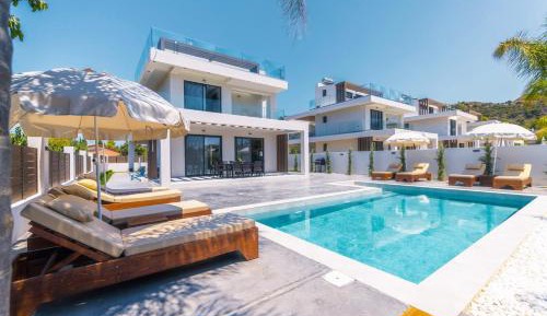 Four-Bedroom Villa