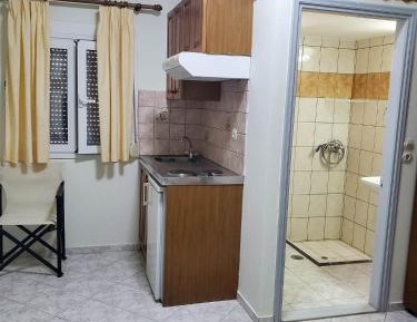 Studio with Mountain View