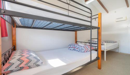 3 Bed Mixed Dormitory