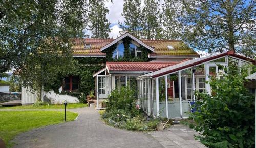 Quadruple Room with Private Bathroom