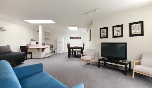 One-Bedroom Access Apartment