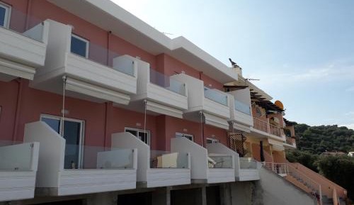 Deluxe Triple Room with Sea View