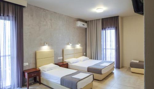 Premium Quadruple Room