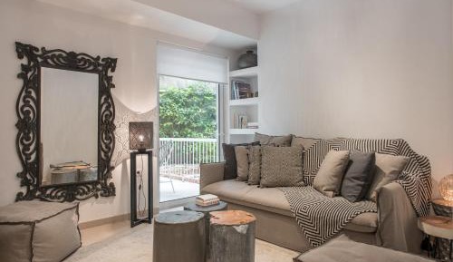 Delight One-Bedroom Apartment