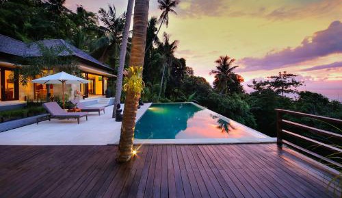 Three-Bedroom Sea View Villa with Private Pool