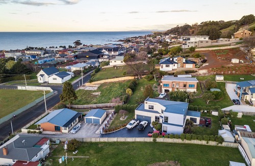 Penguin Hotel | Madsen Retreat