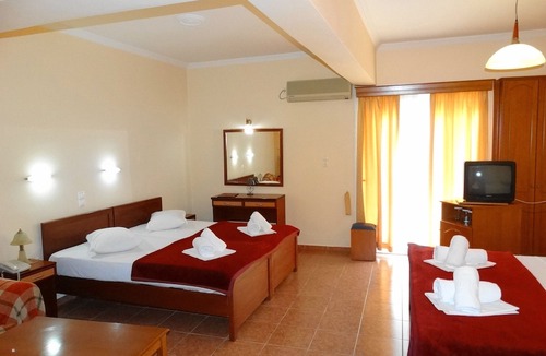 Piraeus Hotel | Faros II