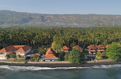 Bondalem Hotel | Bondalem Beach Club Bali