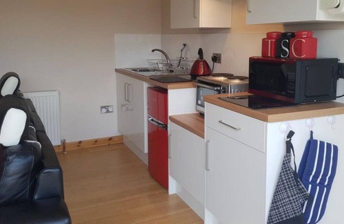 Montrose House | Ivy Cottage : golf, fishing, walks, beach nearby Show calendar