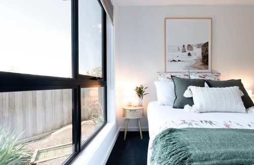 Hadspen Apartment | Hadspen Riverview Retreat: Waratah House
