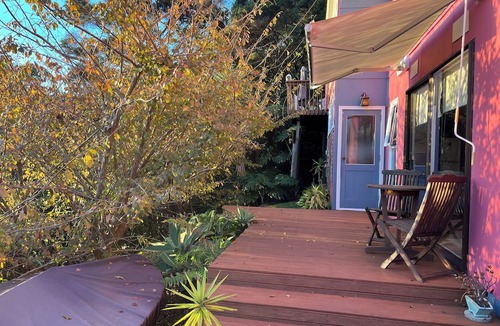 Russell Apartment | Plum Tree Apartment