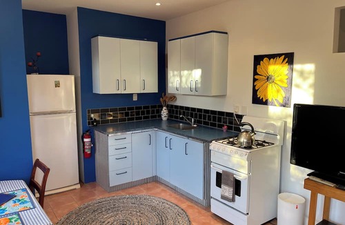 Russell Apartment | Plum Tree Apartment