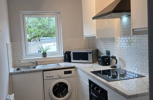 Inverness Apartment | Newly refurbished ground floor flat within easy walking distance of town centre.