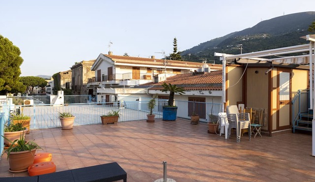 Holiday Home 'La Terrazza' with Sea View, Private Terrace and Air Conditioning